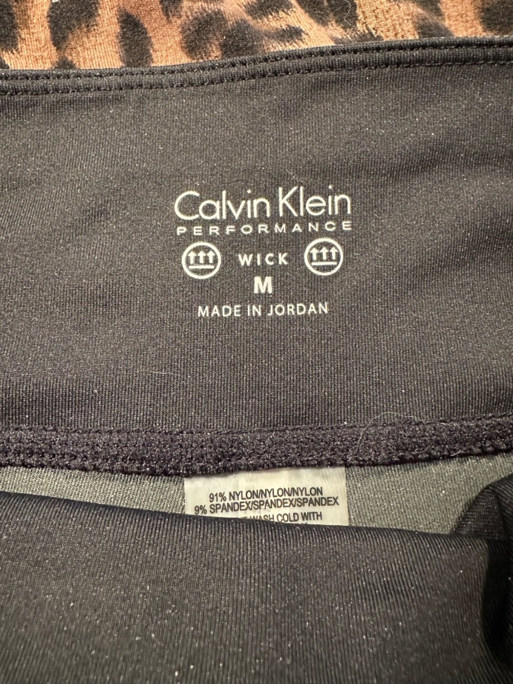 Calvin Klein Performance - Picture 2 of 2